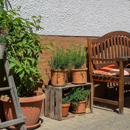 B&B Waldsolms Εξωτερικό φωτογραφία